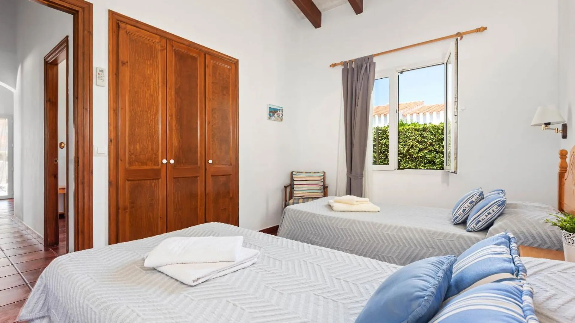 Villa Adrian, 3 Bedroom Villa, Calan Bosch Cala'N Bosch