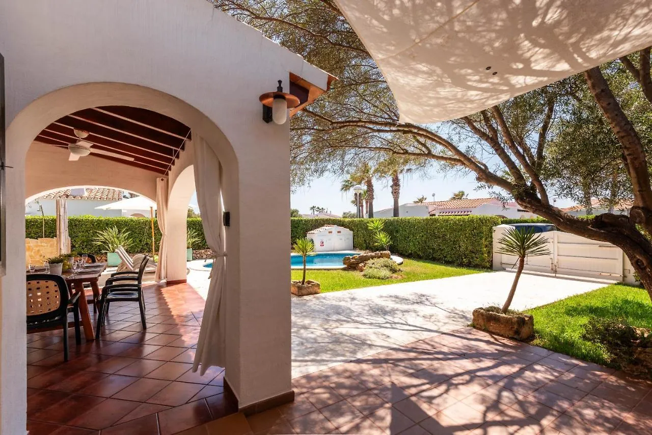 Villa Adrian, 3 Bedroom Villa, Calan Bosch 卡兰博希