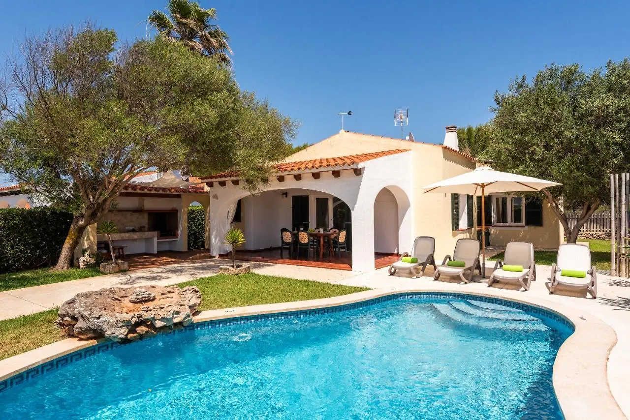 Villa Adrian, 3 Bedroom Villa, Calan Bosch 卡兰博希
